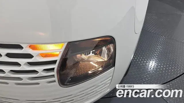 Hyundai Staria 2022 — Photo 19/30