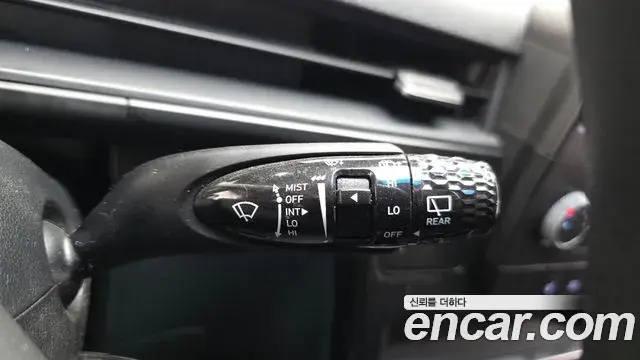 Hyundai Staria 2022 — Photo 27/30