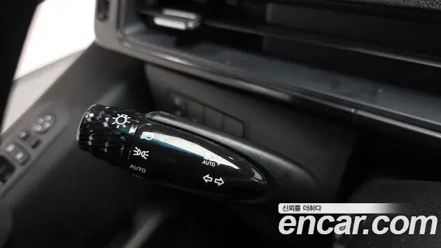 Hyundai Staria 2022 — Photo 22/30