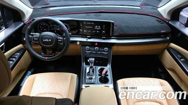 Kia Carnival 2022 — Фото 7/20