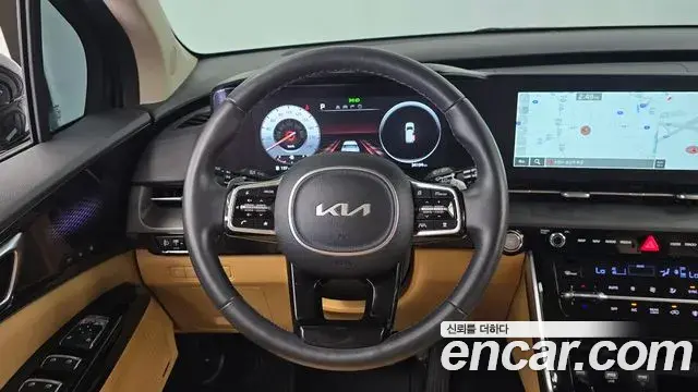 Kia Carnival 2023 — Фото 13/20