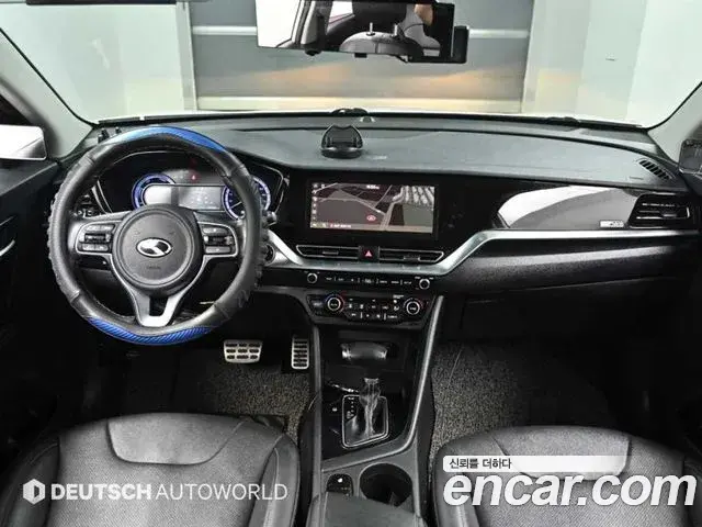Kia Niro 2019 — Photo 8/20