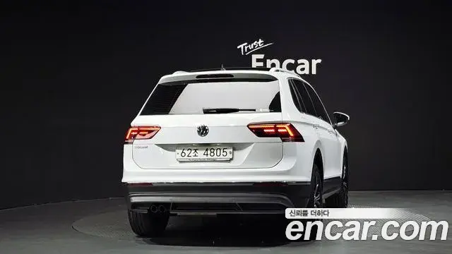 Volkswagen Tiguan 2018 — Фото 4/20