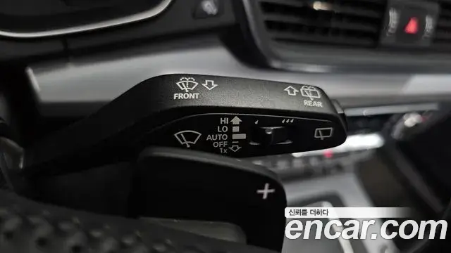 Audi Q5 2020 — ფოტო 19/35
