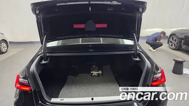 BMW 7 Series 2022 — Photo 13/20