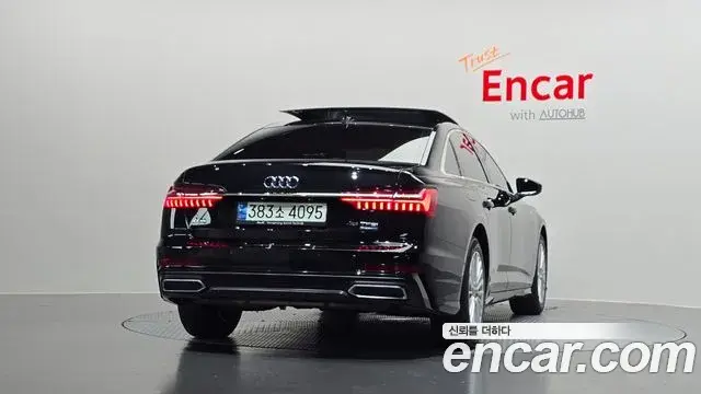 Audi A6 2021 — ფოტო 2/34