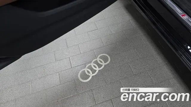 Audi A6 2021 — ფოტო 16/34