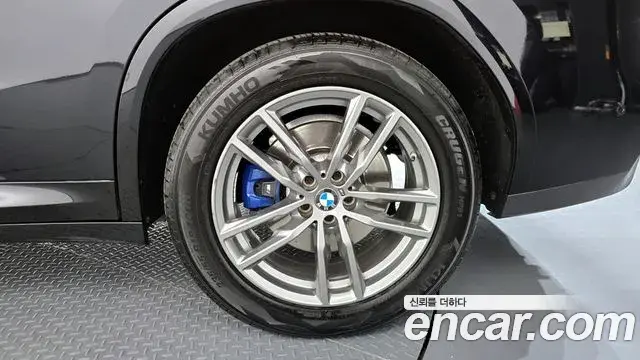 BMW X4 2019 — Şəkil 25/34