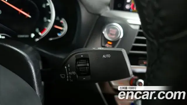 BMW X4 2019 — Şəkil 24/34