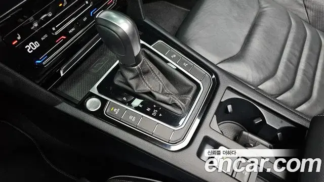 Volkswagen Arteon 2022 — ფოტო 16/30