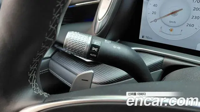 Genesis G90 2023 — Şəkil 29/35