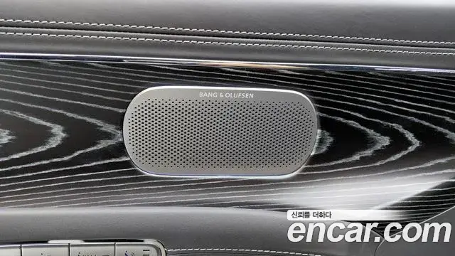 Genesis G90 2023 — Şəkil 16/35