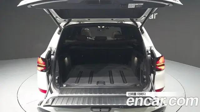 BMW X5 2025 — ფოტო 23/32