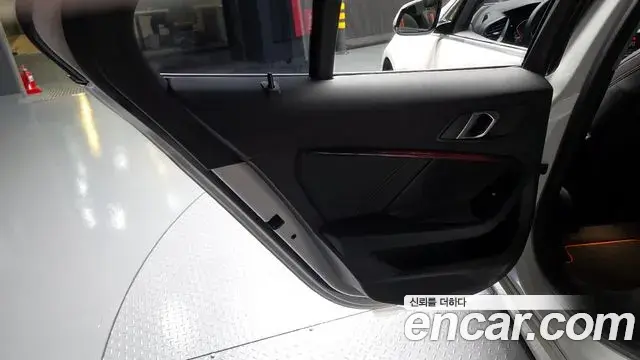 BMW 1 Series 2020 — Photo 6/30