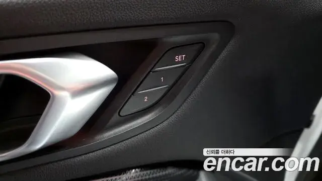BMW 1 Series 2020 — Photo 23/30