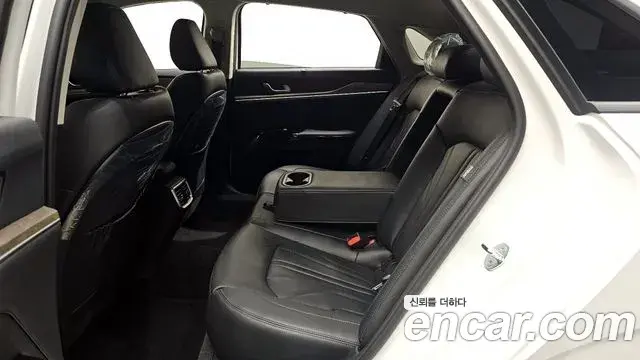 Kia K5 2023 — Şəkil 4/20