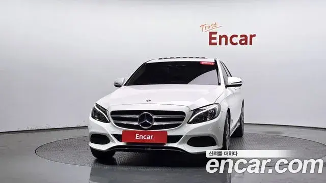 Mercedes-Benz C-Class 2018 — Фото 3/20