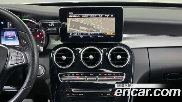 Mercedes-Benz C-Class 2018 — Фото 18/20