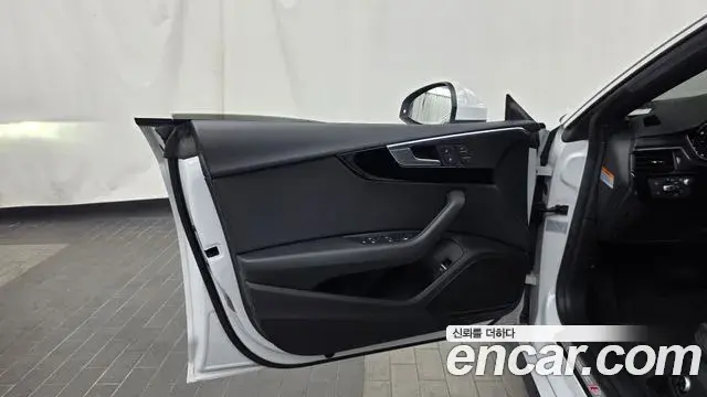 Audi A5 2019 — ფოტო 12/36
