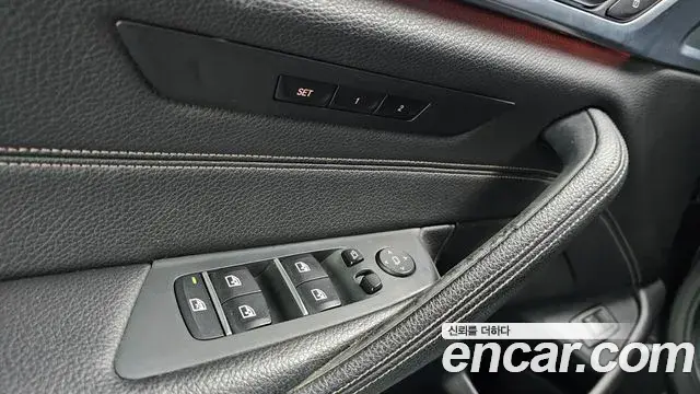 BMW 5 Series 2018 — Photo 5/32