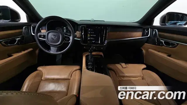 Volvo S90 2019 — Photo 21/33