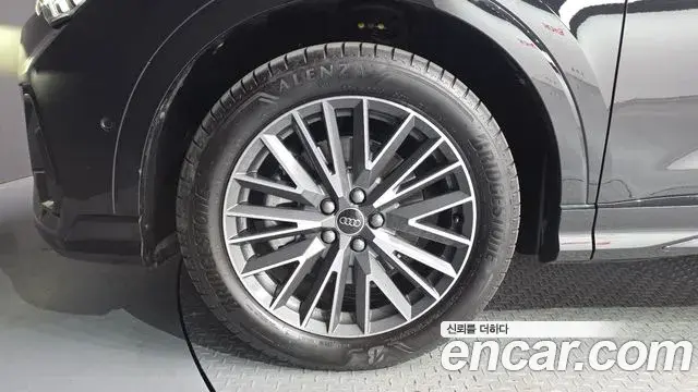 Audi Q3 2025 — Photo 26/32