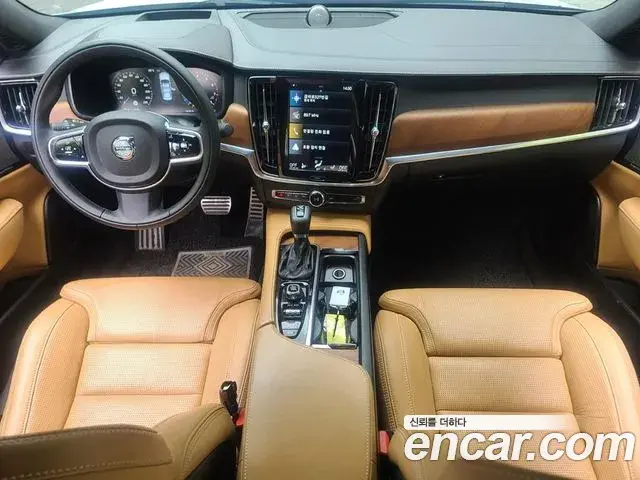 Volvo S90 2019 — Photo 7/20