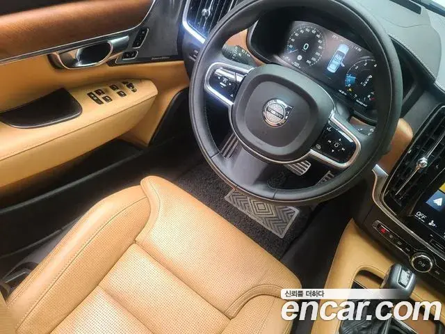 Volvo S90 2019 — Photo 14/20
