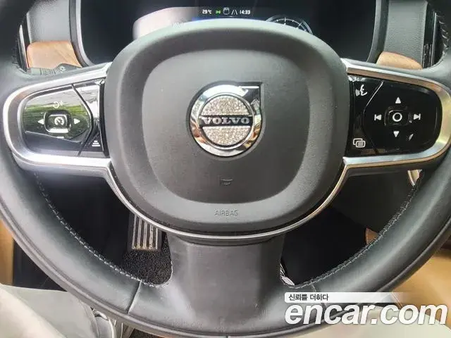 Volvo S90 2019 — Photo 11/20