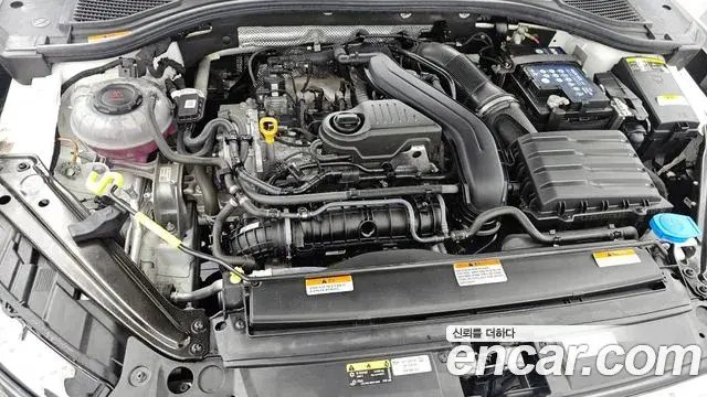 Volkswagen Jetta 2022 — ფოტო 16/32