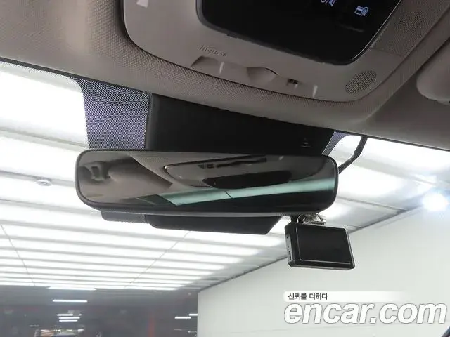 Hyundai Sonata Hybrid 2020 — Photo 13/20