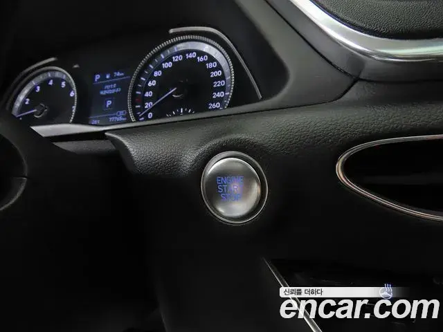 Hyundai Sonata Hybrid 2020 — Photo 1/20