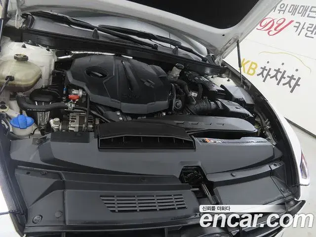 Hyundai Sonata Hybrid 2020 — Photo 3/20