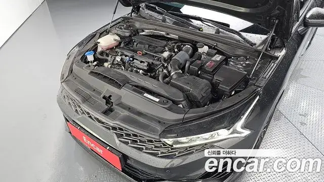 Kia K5 2022 — Şəkil 3/20