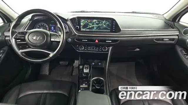Hyundai Sonata Hybrid 2021 — Şəkil 11/30