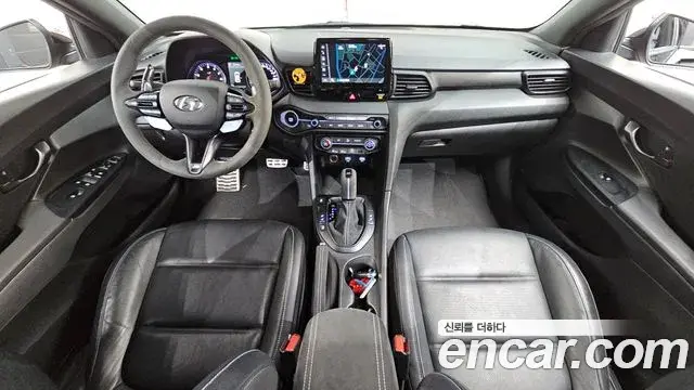 Hyundai Veloster 2021 — Photo 8/34