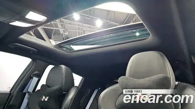 Hyundai Veloster 2021 — Photo 26/34
