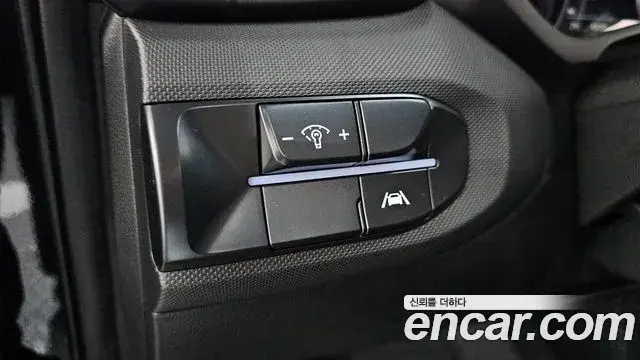 Hyundai Veloster 2021 — Photo 24/34