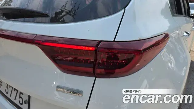 Kia Sportage The Bold 2019 — ფოტო 25/31