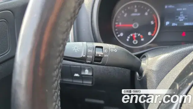 Kia Sportage The Bold 2019 — ფოტო 28/31