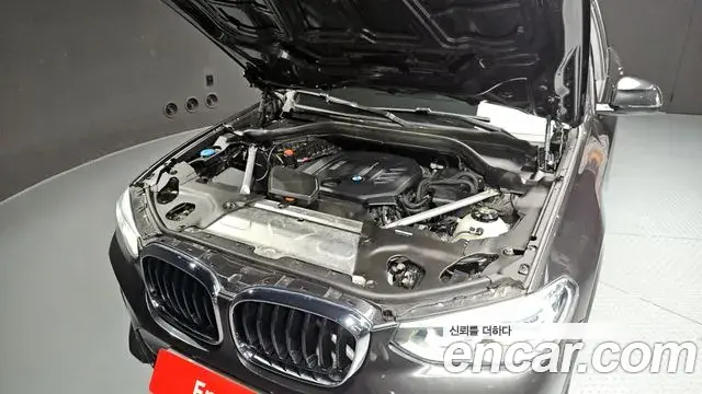 BMW X3 2018 — Фото 6/20