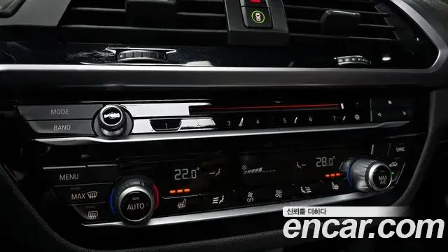 BMW X3 2018 — Фото 18/20