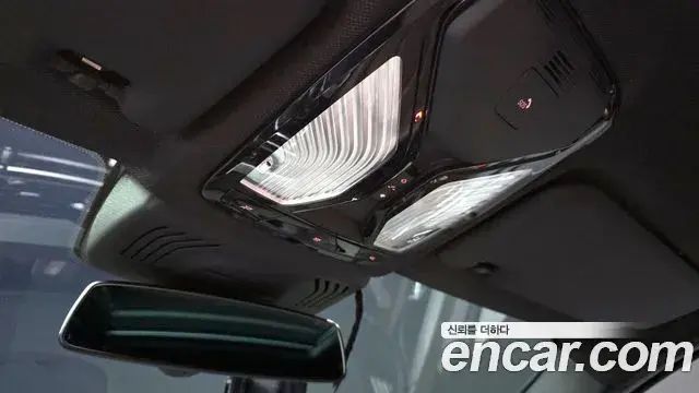 BMW X3 2018 — Şəkil 25/36