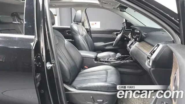 Kia Sorento 2020 — ფოტო 4/20