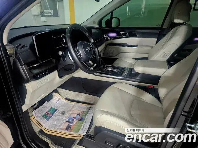Kia Carnival 2021 — Фото 7/20