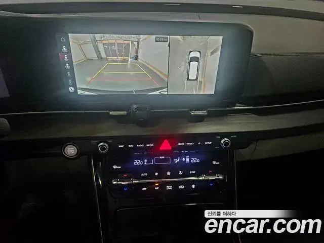 Kia Carnival 2021 — Фото 16/20
