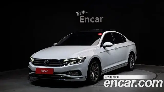 Volkswagen Passat GT 2021 — ფოტო 12/30