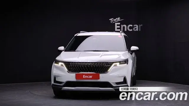 Kia Carnival 2021 — Фото 3/20