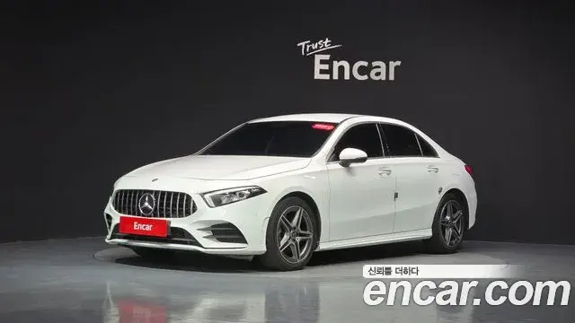 Mercedes-Benz A-Class 2021 — Photo 1/28
