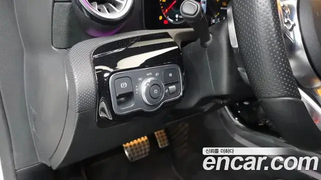 Mercedes-Benz A-Class 2021 — Photo 20/28